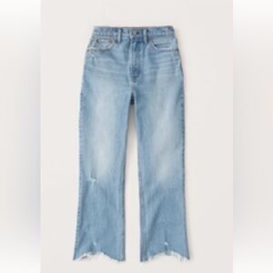 Abercrombie Ultra High Rise Kick Flare Jean light wash Size 26